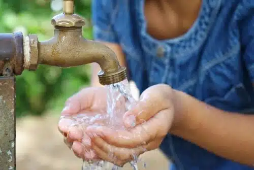 Comment choisir le bon système de traitement de l’eau pour votre domicile